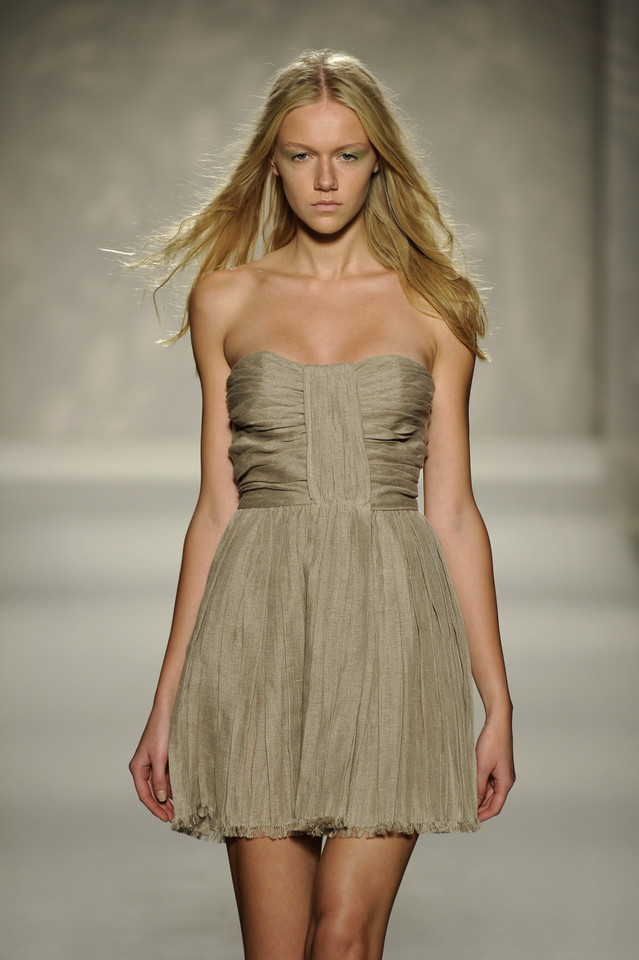 Alberta Ferretti Spring/Summer 2011