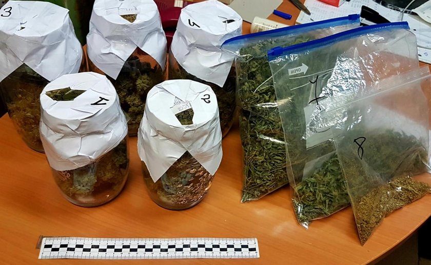 Marihuana znaleziona w jednym z mieszkań na warszawskim Ursynowie