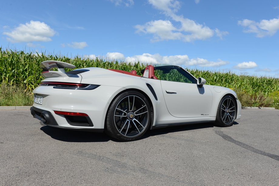 Porsche 911 Turbo S Cabriolet