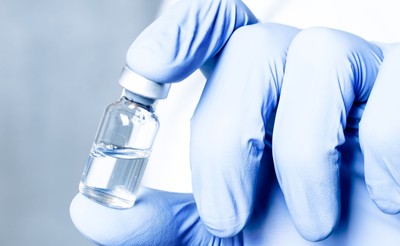 Brytyjskie służby: Rosyjscy hakerzy próbują wykraść szczepionkę na Covid-19