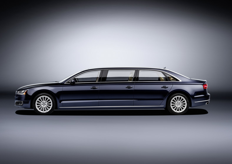 Audi A8 L extended 