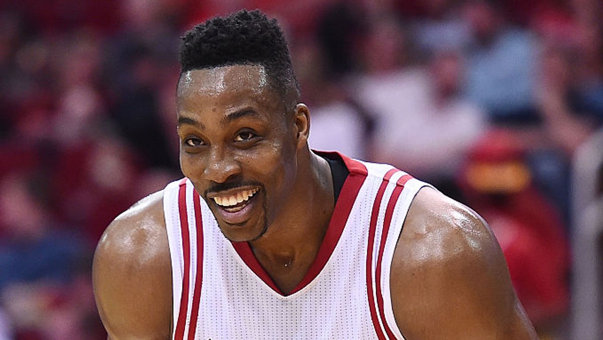 Dwight Howard w nowym sezonie NBA będzie reprezentował barwy drużyny Hawks ze swojej rodzinnej Atlanty. Była gwiazda Orlando Magic po raz pierwszy w swojej karierze zdecydowała się na zmianę numeru. Jak się okazuje, przyczyny tej zmiany są bardzo symboliczne.