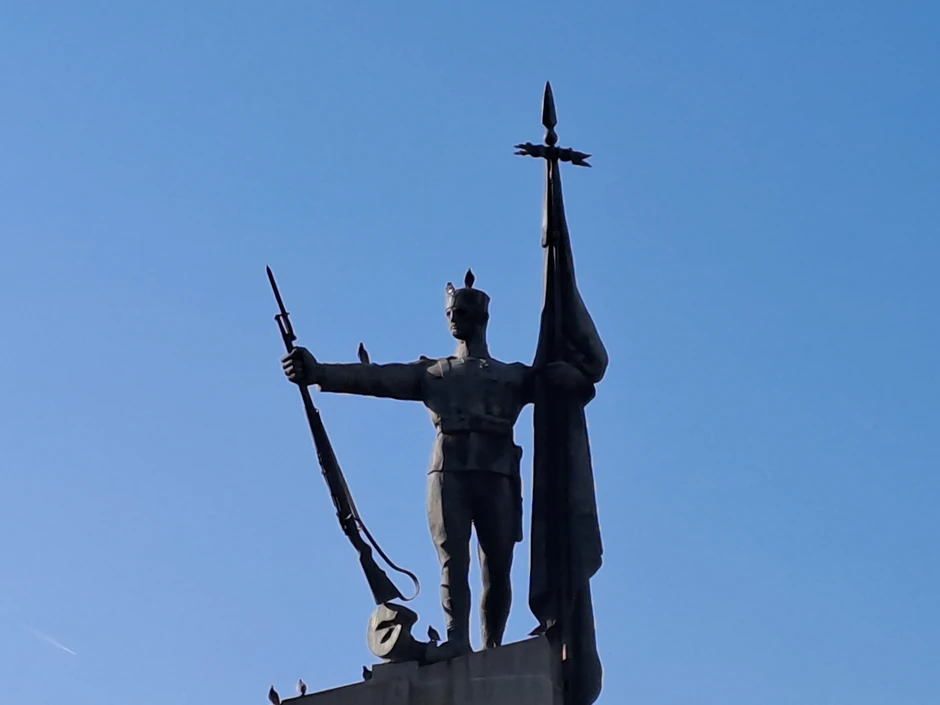 Spomenika srpskim ratnicima u Kraljevu