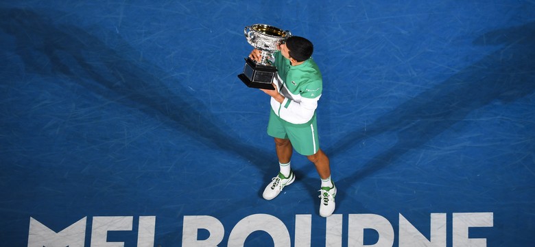 Djokovic królem kortów twardych i Melbourne. Poprawił własny rekord