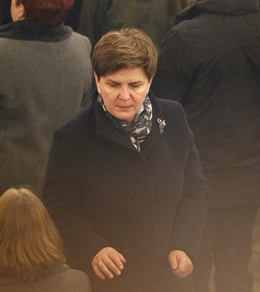 Premier Beata Szydło na pasterce w rodzinnym Przecieszynie
