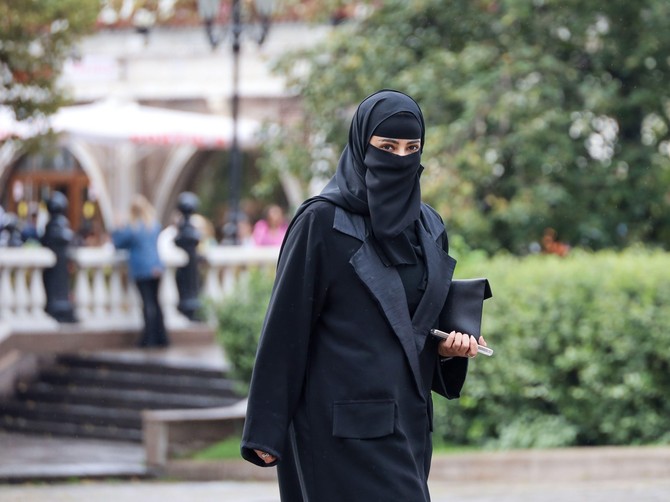 Ćerka pravoslavnog sveštenika prešla u Islam (Ilustracija)