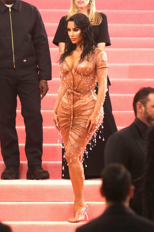 Kim Kardashian w kreacji Thierry'ego Muglera na Met Gala 2019