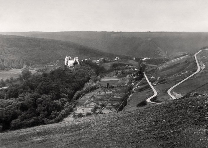 TAK MIESZKAŁA POLSKA ARYSTOKRACJA. Rezydencje w starej fotografii