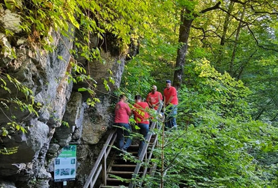 Žena i osmomesečno dete pali sa mosta u Hrvatskoj