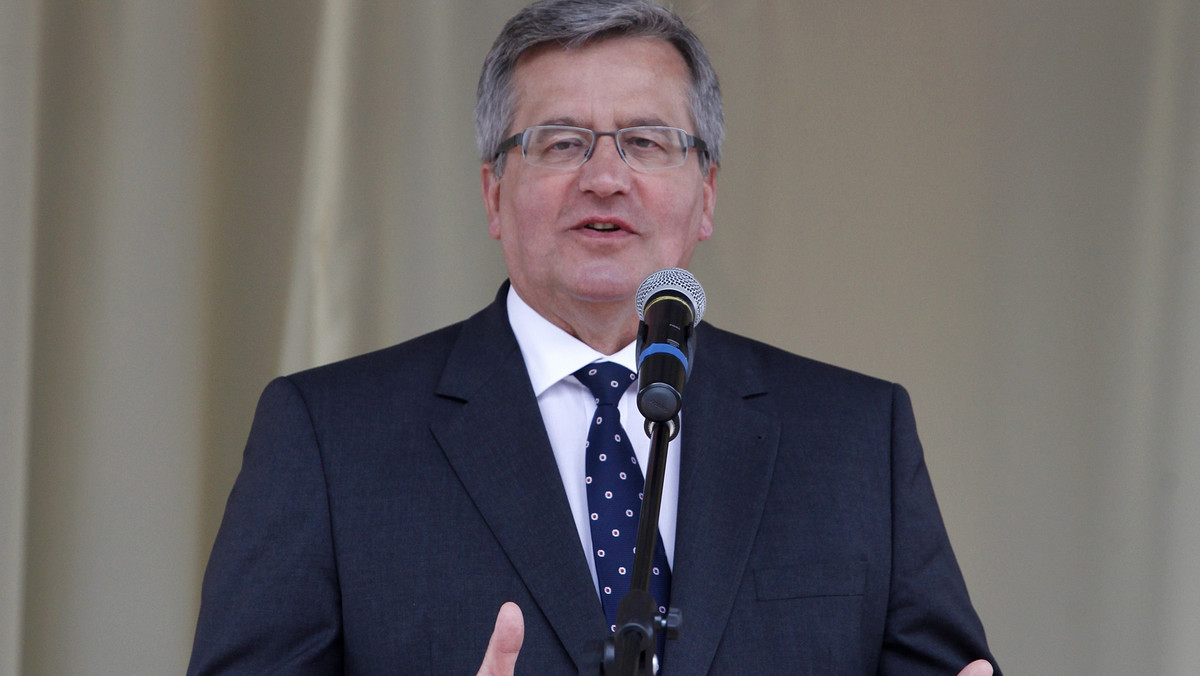 Prezydent Bronisław Komorowski ratyfikował Traktat o stabilności, koordynacji i zarządzaniu w Unii Gospodarczej i Walutowej, czyli tzw. pakt fiskalny - podała Kancelaria Prezydenta.