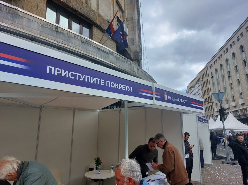 Štand za pristupanje pokretu