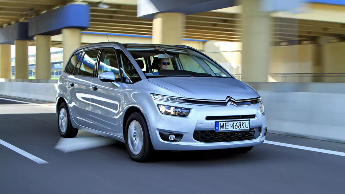 Citroen Grand C4 Picasso 1.2 PureTech - 3 cylindry na 7 pasażerów