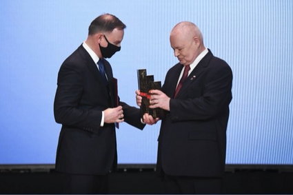 Prezes NBP nagrodzony specjalną nagrodą prezydenta 