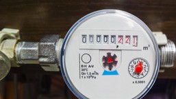 przedawnione rachunki za wodę mogą być uznane za naruszenie dyscypliny