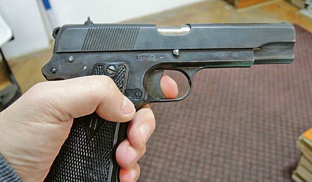 trofejno oruzje poljski pistolj radon