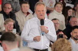 Donald Tusk rozpoczyna objazd po kraju. Co powiedział w Morągu?