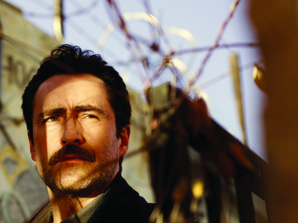 Demian Bichir (jako detektyw Marco Ruiz)