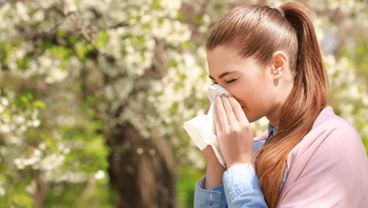 Allergiások, figyelem: közleményt adott ki az OKI, minél hamarabb forduljanak az orvosukhoz emiatt
