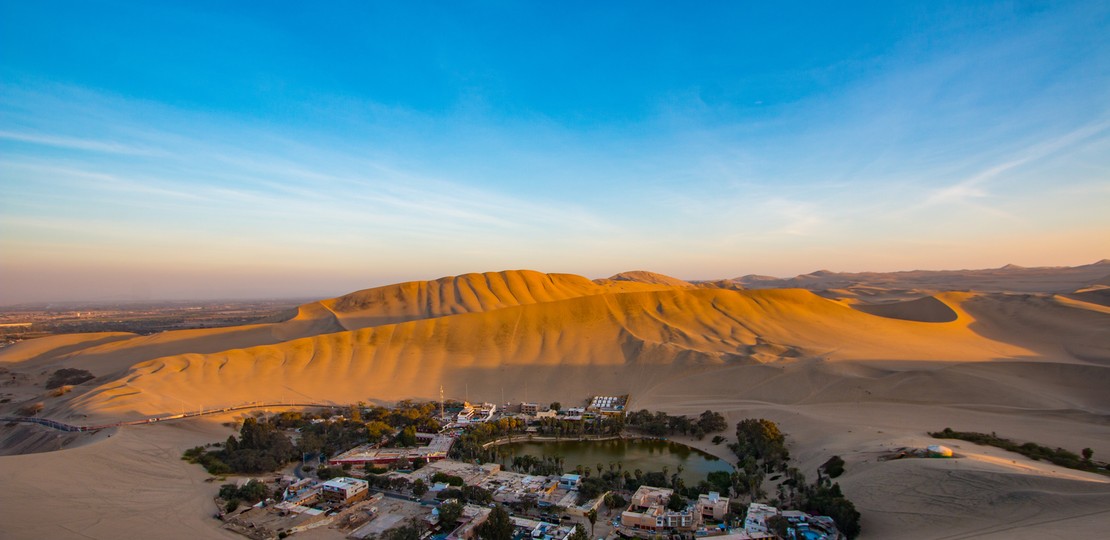 Huacachina - oaza na pustyni w Peru