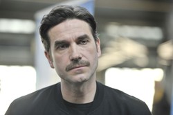 Brytyjski serial "Run" z Marcinem Dorocińskim od czerwca na polskich ekranach