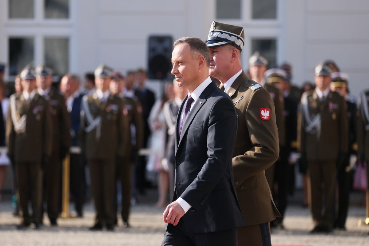 Andrzej Duda, Tomasz Dominikowski