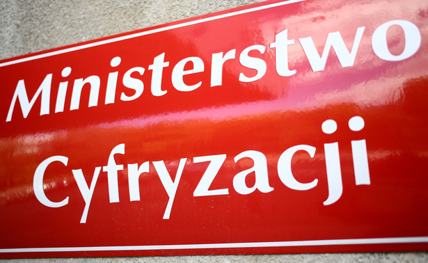 Kontrowersje wokół podpisu elektronicznego. Prezes UODO alarmuje ministra cyfryzacji