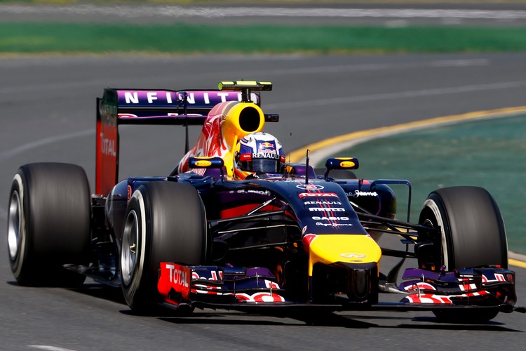 6. Daniel Ricciardo (Red Bull Renault) 1.30,538 (38)