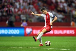 Piłkarze reprezentacji Polski pomagają w akcji 'Szlachetna Paczka'