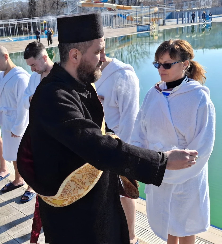 Neposredno pred skok u hladnu vodu