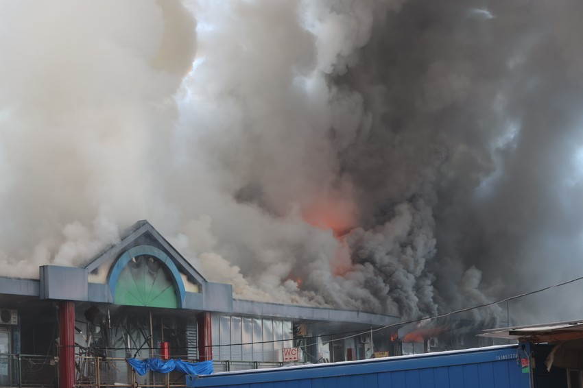 Požar, Kineski tržni centar, Novi Beograd, Blok 70