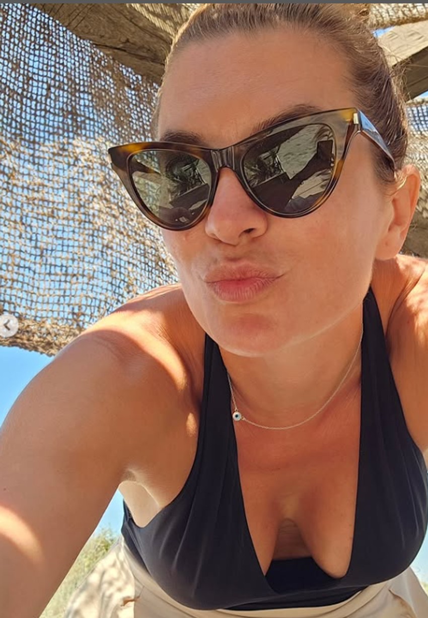 Adriana Čortan na moru sa mužem