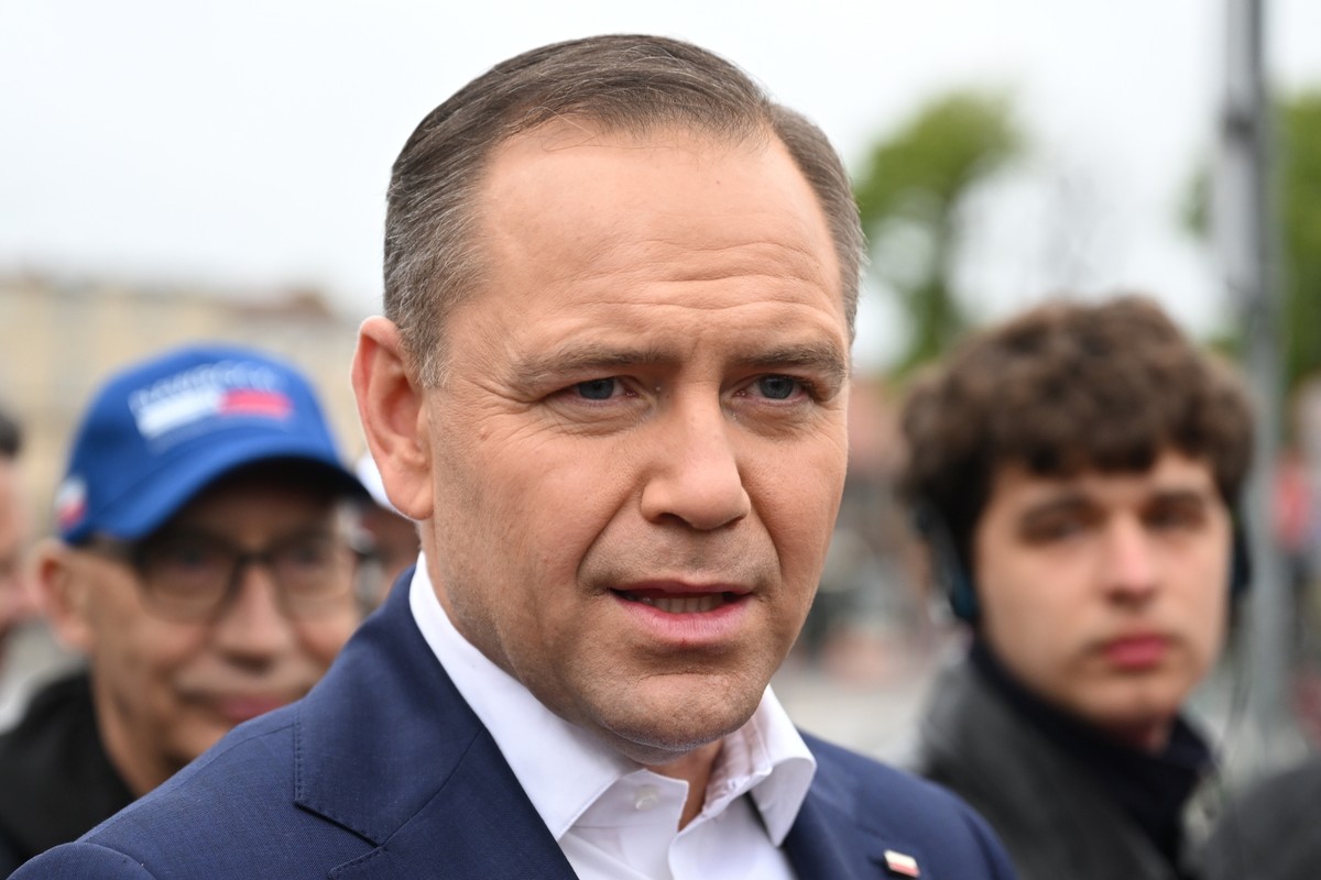 Kandydat Komitetu Obywatelskiego na prezydenta RP, popierany przez PiS prezes Instytutu Pamięci Narodowej Karol Nawrocki.
