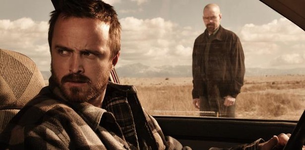 Bryan Cranston i Aaron Paul w serialu "Breaking Bad"