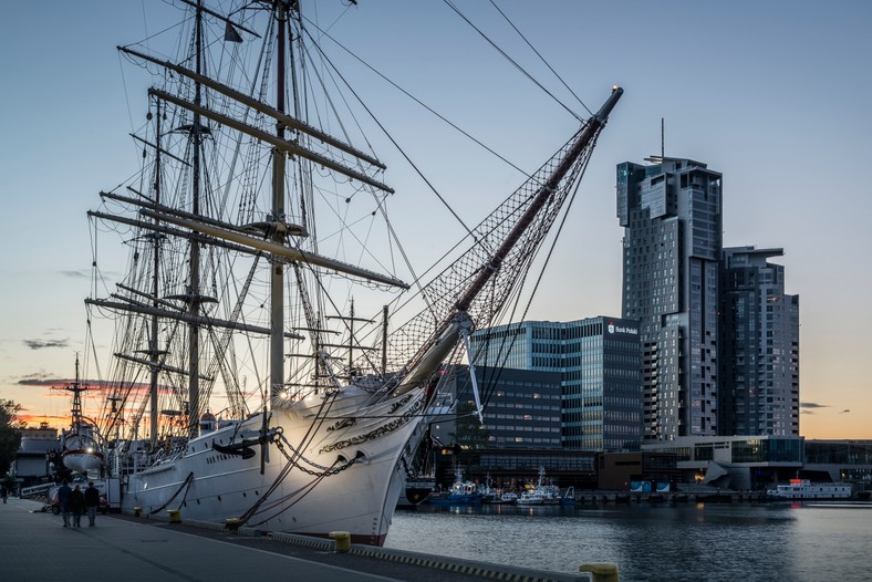 Di_ktkqTURBXy8xYWE1NDEwYWJmMDdlY2NiM2NmN