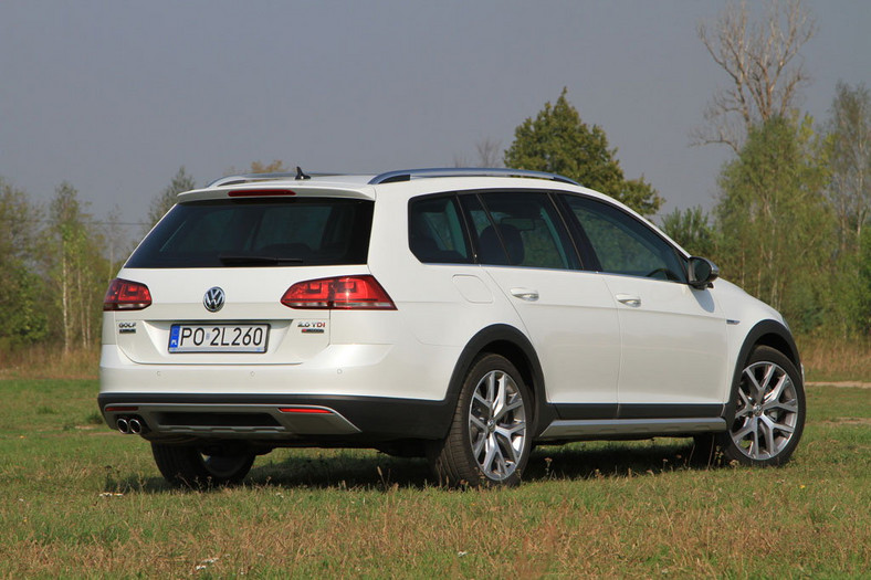 Volkswagen Golf Alltrack 2.0 TDI DSG - stylizowany na terenówkę