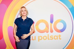 Znana dziennikarka wspomina trudne dzieciństwo. "Błagałam ją, by nie piła"