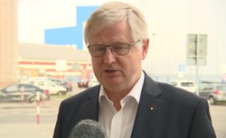 "Chciał mnie wkręcić. Udał, że go potrąciłem". Radny PiS kontra gdańska policja