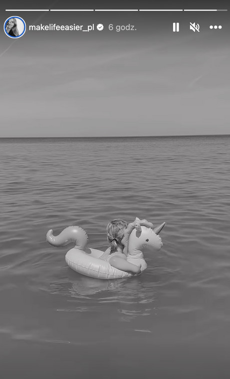 Córka Katarzyny Tusk pływa w morzu