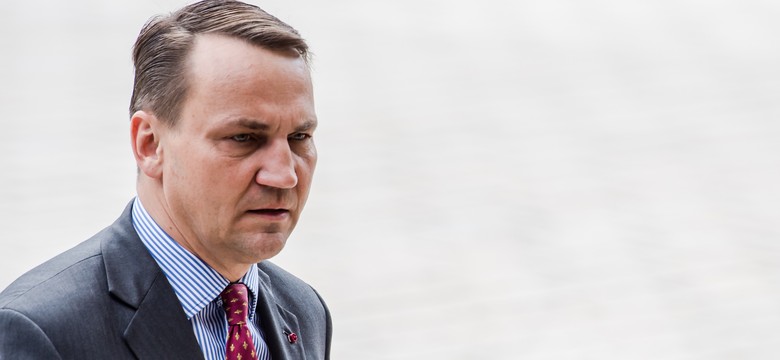 NEWS DZIENNIK.PL: SLD chce dymisji Sikorskiego. Będzie wniosek o wotum nieufności