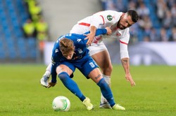 Lech ma szczęście, że nie przegrał. Niewiarygodne pudło piłkarza Hapoelu