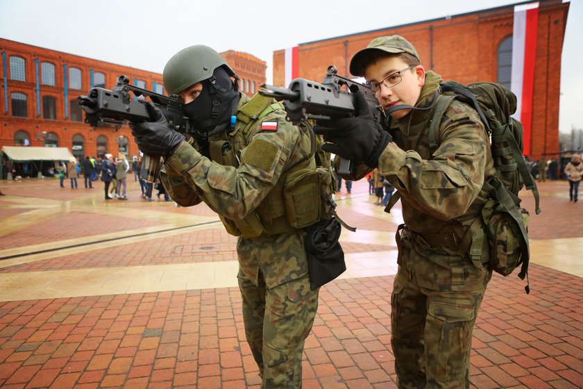 W łódzkiej Manufakturze odbył się Piknik Militarny