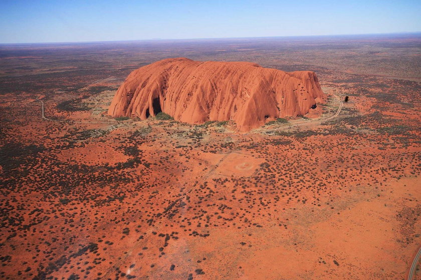 Uluru – ogromna skała z kosmosu
