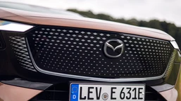 nowa mazda ma 258 km i napęd na tył. zaskakuje stylem i ceną