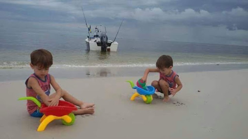 Odrastanje na obali okeana, među drugačijim kulturama 