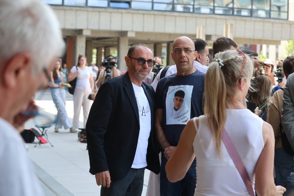 "SVIMA JE VAŽNA OVA PORUKA" Prva reakcija oca ubijene Angeline u "Ribnikaru" nakon presude Kecmanovićima: "Ostaje gorčina što nam nikakva presuda ne može vratiti decu ..."