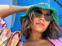 Julia Wieniawa zafundowała sobie 'ostry' tatuaż. Na dodatek w TAKIM miejscu [FOTO]