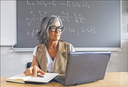 Apple nie dla nauczyciela. Bon na laptop miał być wsparciem, a jest rozczarowaniem