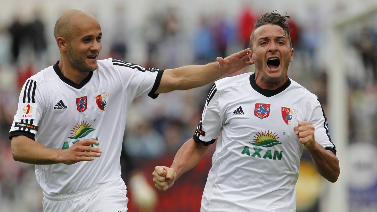 Pogoń Siedlce utrzymała się w I lidze. W rewanżowym meczu barażowym siedlczanie zremisowali na wyjeździe z Rakowem Częstochowa 2:2 (0:1). W pierwszym meczu był remis 1:1.