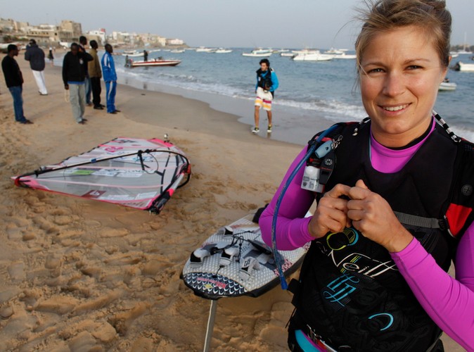 Sarah Herbert jest znaną windsurferką. Teraz postanowiła zostać pierwszą kobietą, która pokona Ocean Atlantycki na desce