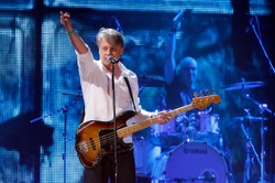 "Kocha Ciebie Niebo" - koncert pamięci Andrzeja Adamiaka z zespołu Rezerwat